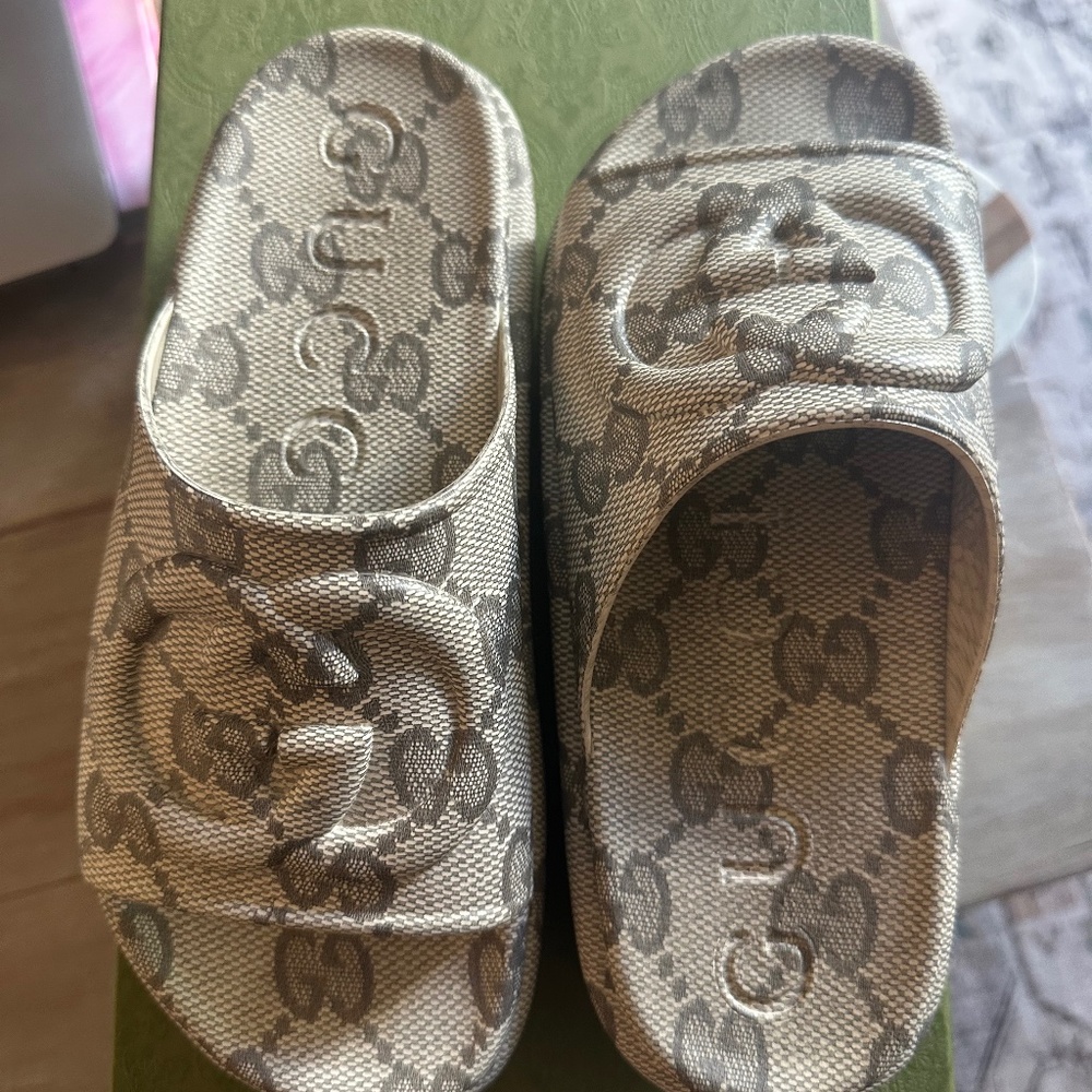 Gucci platform slides
